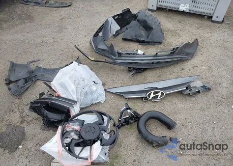 2019 Hyundai Elantra Se из США, поврежденный, VIN KMHD74LF2KU836274